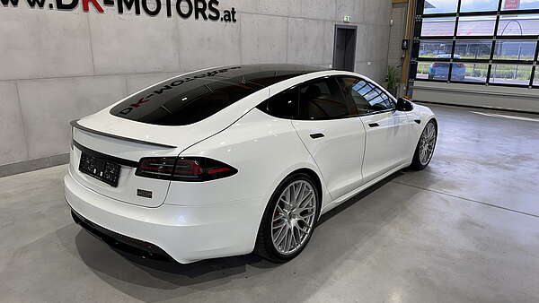 Tesla Model S Plaid 2023 Foto 2