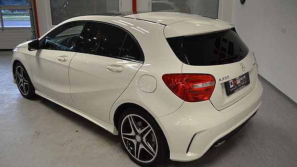 Mercedes A250 4-Matic AMG Foto 3