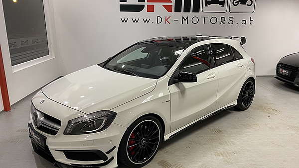 Mercedes A45 AMG 4Matic Turbo Performance Foto 0