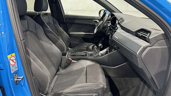 Audi Q3 35 TDI Quattro S-Tronic S-Line Turbo Blau Foto 17