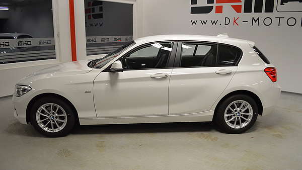 BMW 118d Facelift Automatik Sport Line Foto 2