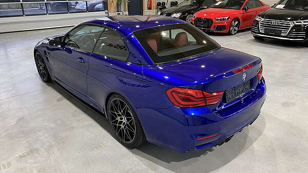 BMW M4 Cabrio LCI DKG Competition Foto 14