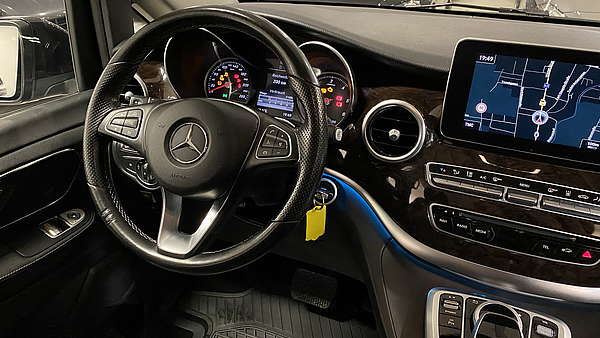 Mercedes V220d 4-Matic Kompakt Foto 19