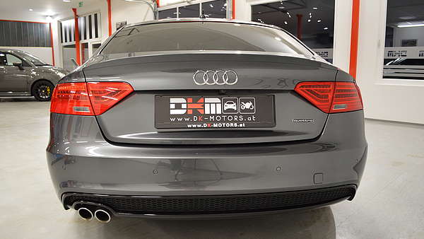 Audi A5 SB S-Line grau quattro Foto 4