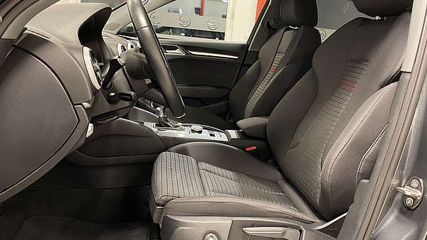 Audi A3 SB Sport Quattro 2.0 TDI Facelift Foto 11