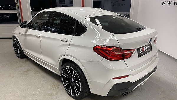 BMW X4M M40i xDrive Foto 2