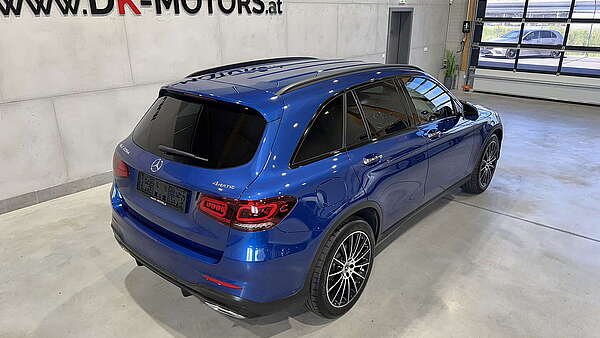 Mercedes GLC220d 4Matic AMG-Line Spektralblau Foto 9