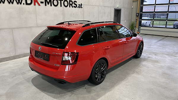 Skoda Octavia Combi RS 245 TSI DSG Facelift rot Foto 2