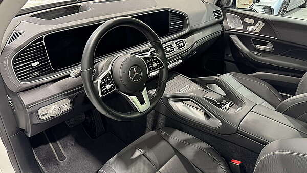 Mercedes GLE 400d 4Matic Aut. AMG Line Diamantweiß Foto 19