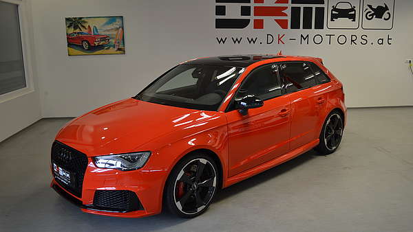 Audi RS3 8V Foto 0