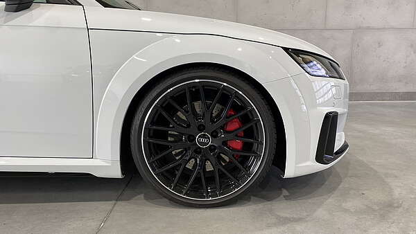 Audi TTS Competition S-Tronic Facelift Foto 10