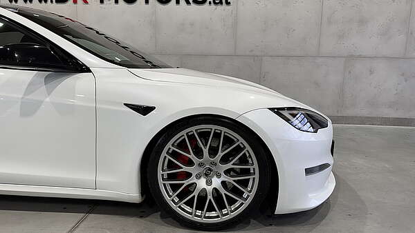 Tesla Model S Plaid 2023 Foto 10