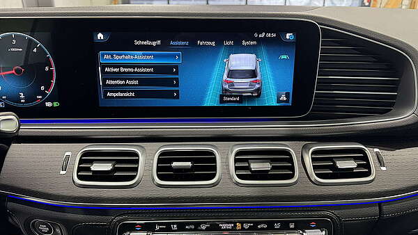 Mercedes GLE 400d 4Matic Aut. AMG Line Diamantweiß Foto 33