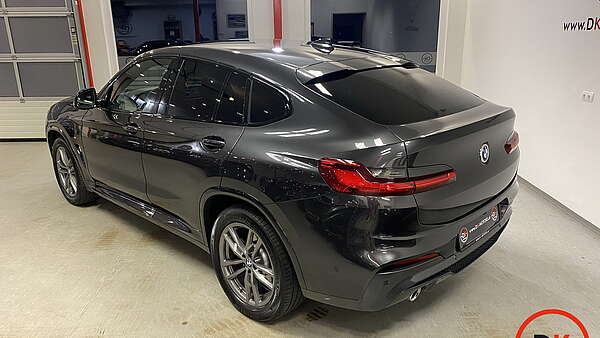 BMW X4 20d xDrive Autm. M-Paket 2018er Foto 2