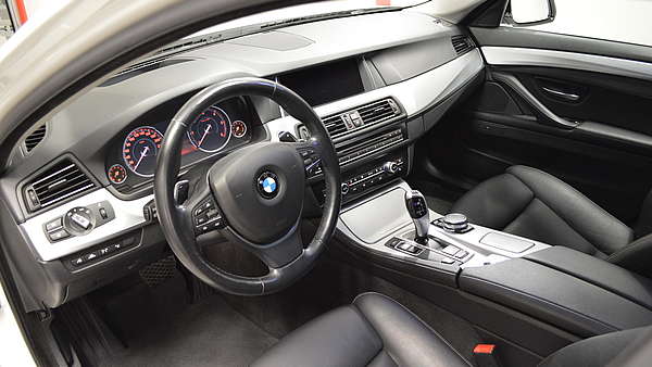 BMW 520d LCI F11 Touring Autm. Foto 14