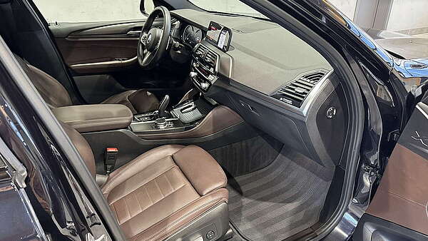 BMW X4 20d xDrive M-Sport X Foto 17