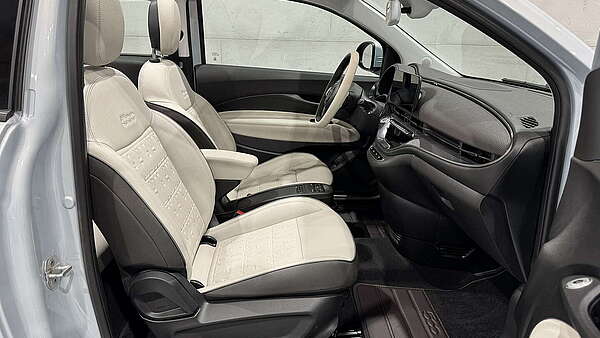 Fiat 500C Elektro La Prima by Bocelli Foto 18