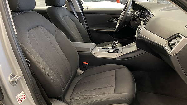 BMW 320i xDrive Automatik (G20) Foto 14