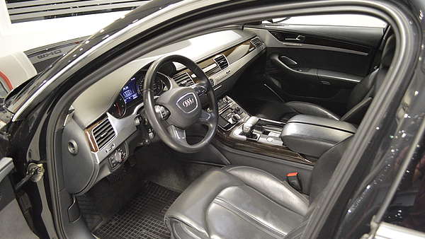 Audi A8 Lang 4.2 TDI quattro Foto 9