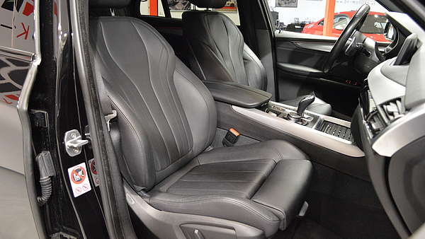 BMW X5 xDrive 3.0d Foto 13