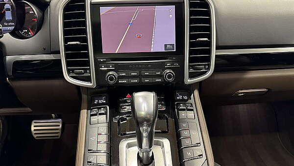 Porsche Cayenne S II FL 2016 Foto 26