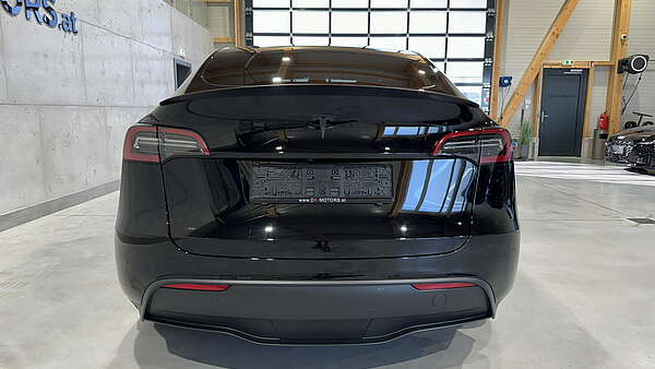 Tesla Model Y Performance All Black & Carbon Foto 3