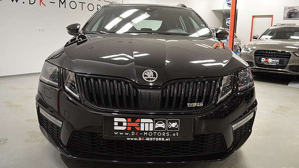 Skoda Octavia Combi RS 230 TSI DSG Foto 6