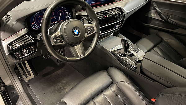 BMW 530d xDrive M-Paket G30 Limousine Foto 14