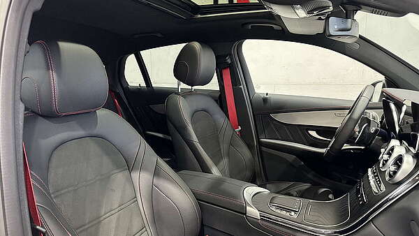 Mercedes GLC 43 AMG 4Matic+ Coupe (Facelift) Foto 18