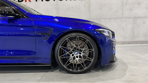 BMW M4 Cabrio LCI DKG Competition Foto 19