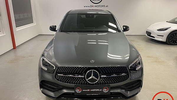 Mercedes GLC 220d 4Matic Coupe AMG Line (Facelift) Foto 7