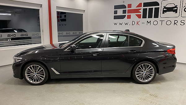 BMW 540i xDrive Autom. G30 Foto 1