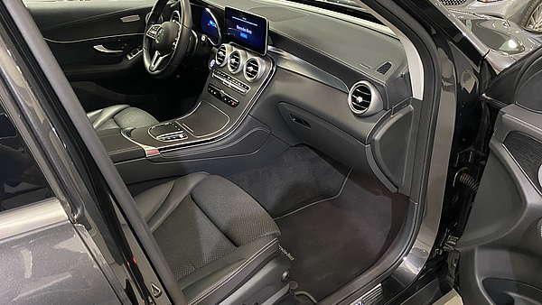 Mercedes GLC 220d 4Matic Aut. Kompakt (Facelift) Foto 21
