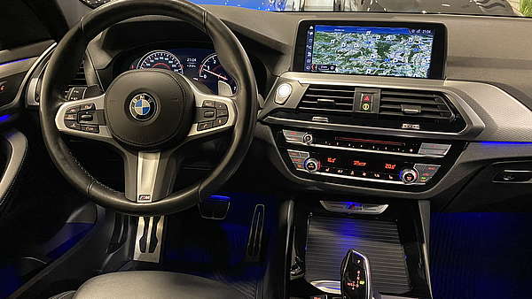 BMW X3 M40i xDrive grau Foto 16