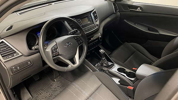 Hyundai Tucson 1,7 CDRI Comfort Foto 12