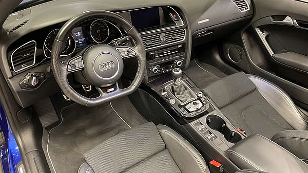 Audi A5 Cabrio 2.0 TDI quattro S-Line Foto 20