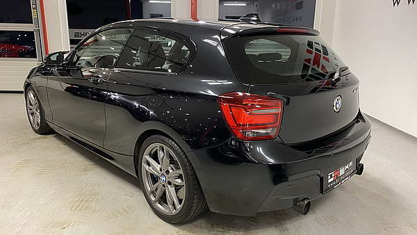 BMW M135i xDrive Automatik Foto 2