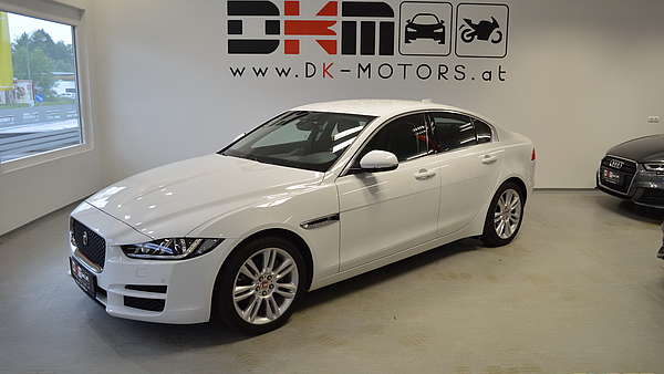 Jaguar XE 20d Prestige Autom. Foto 0