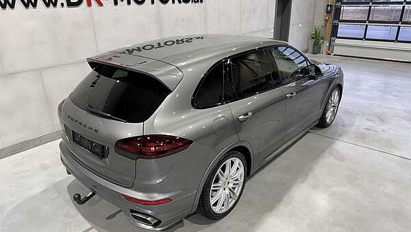 Porsche Cayenne II FL 3.0 Diesel Sport Design Foto 10