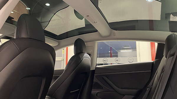 Tesla Model 3 Standard Range Foto 21