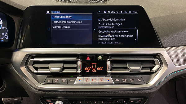 BMW 330e G21 Hybrid xDrive Touring Autm. M-Paket Foto 35