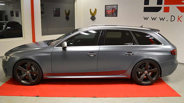 Audi RS4 Avant Foto 2