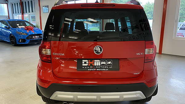 Skoda Yeti Outdoor 2.0 TDI 4x4 DSG Foto 3