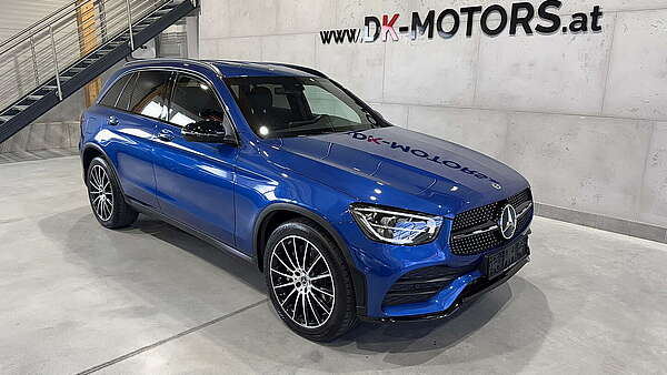 Mercedes GLC220d 4Matic AMG-Line Spektralblau Foto 1