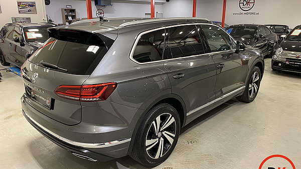 VW Touareg Elegance 3.0 V6 TDI Foto 4