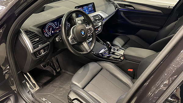 BMW X3 M40i xDrive grau Foto 17