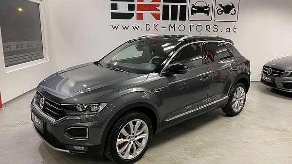 VW T-Roc 1,5 TSI DSG R-Line Foto 0