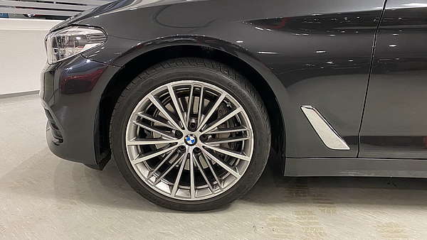 BMW 540i xDrive Autom. G30 Foto 9