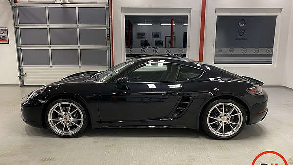 Porsche 718 Cayman DSG schwarz 2018er Foto 2