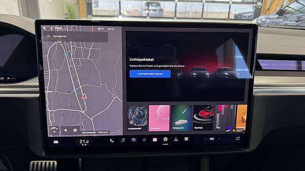 Tesla Model S Plaid (1020 PS) Foto 27